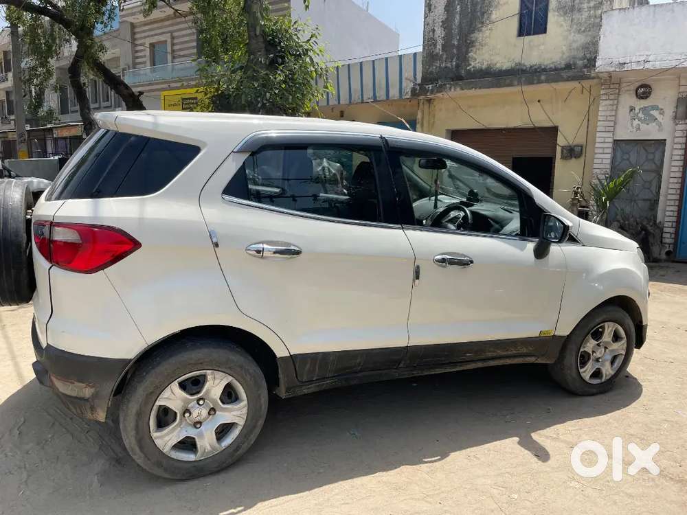 Ford Ecosport 2015 Diesel 150000 Km Driven
