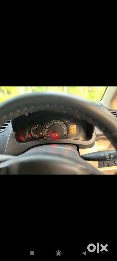 Maruti Suzuki Swift Dzire Vxi Optional, 2016, Petrol