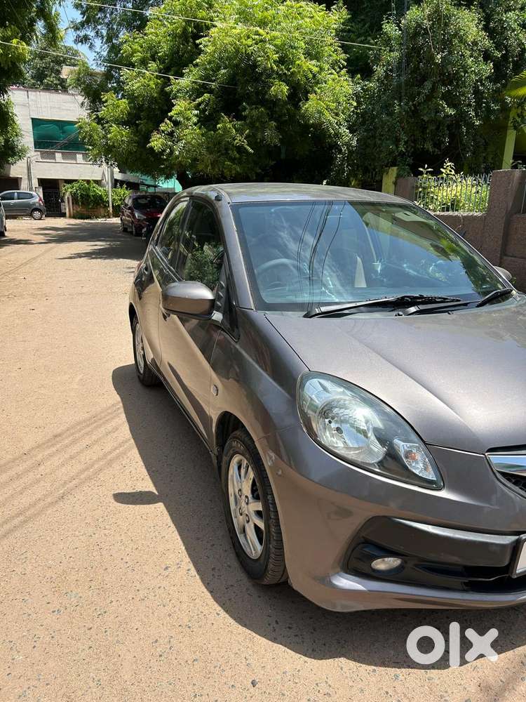 Honda Brio Vx Mt, 2014, Petrol