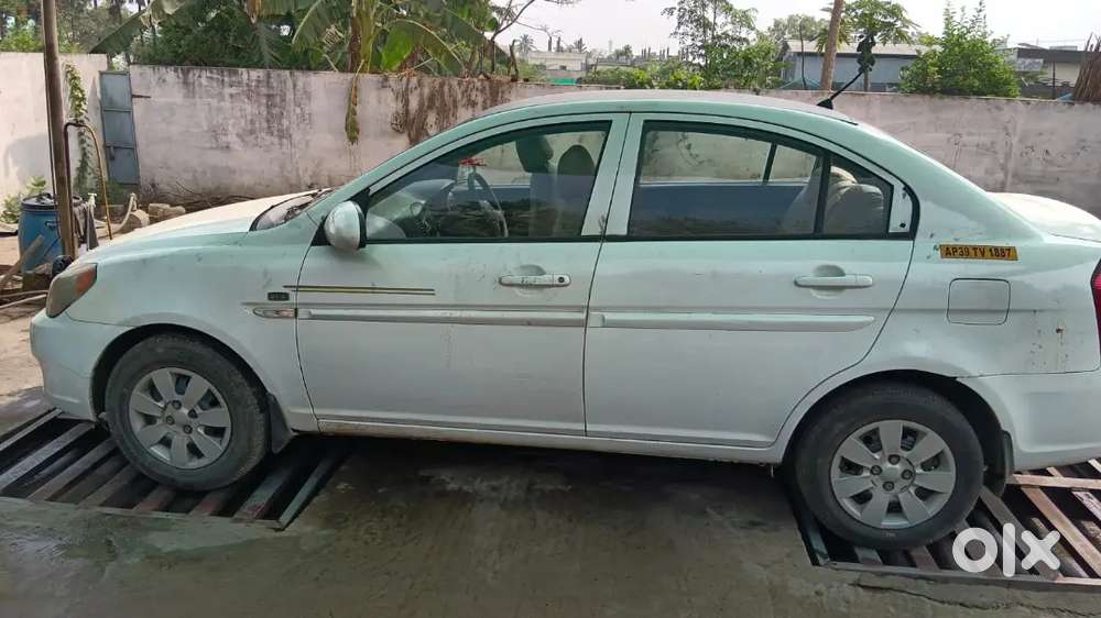 Hyundai New Verna 2008 Diesel 120000 Km Driven