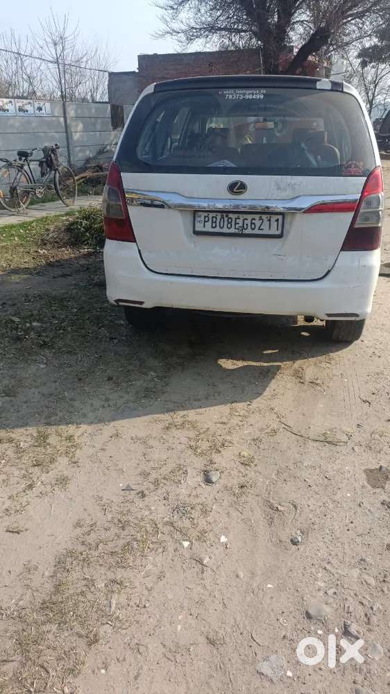 Toyota Innova 2014 Diesel 125 Km Driven