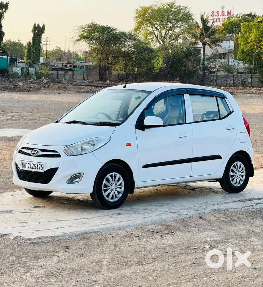 I10 Sportz Petrol/lpg 2015