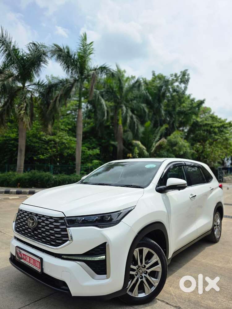 Toyota Innova Hycross 2.0 Zx (o) Hybrid 7 Str, 2024, Petrol
