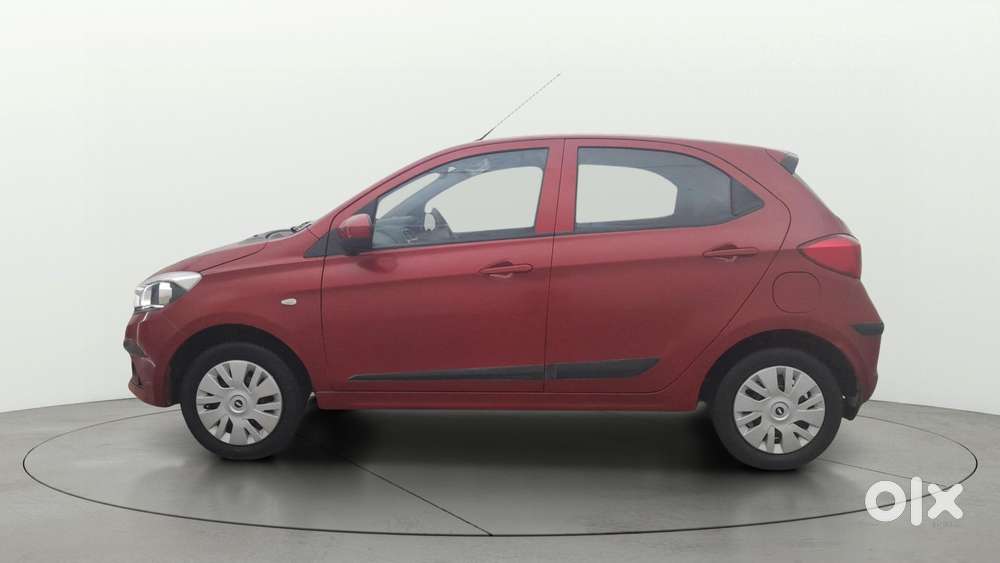 Tata Tiago 1.2 Revotron Xt, 2017, Petrol