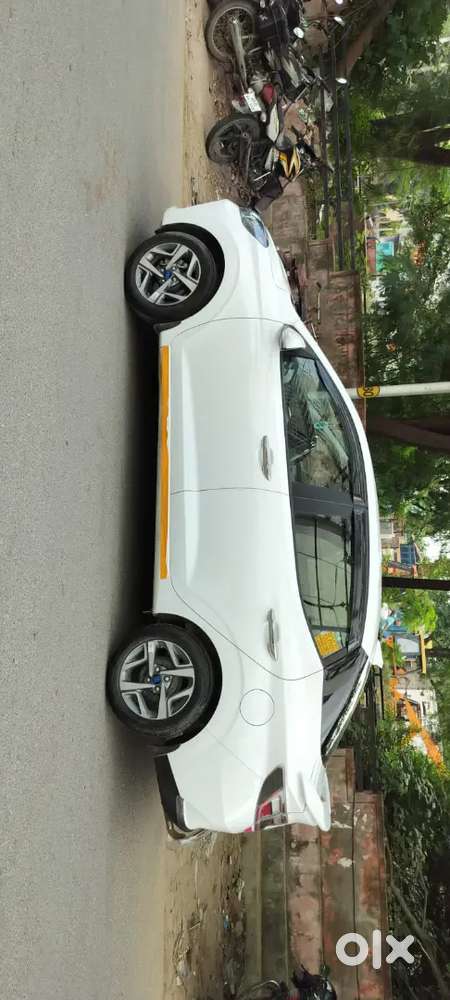 Hyundai Aura 2024 Cng & Hybrids 85000 Km Driven