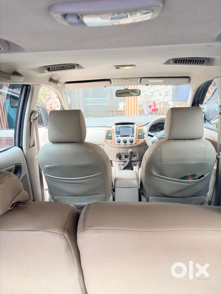 Toyota Innova 2013 Diesel 75000 Km Driven