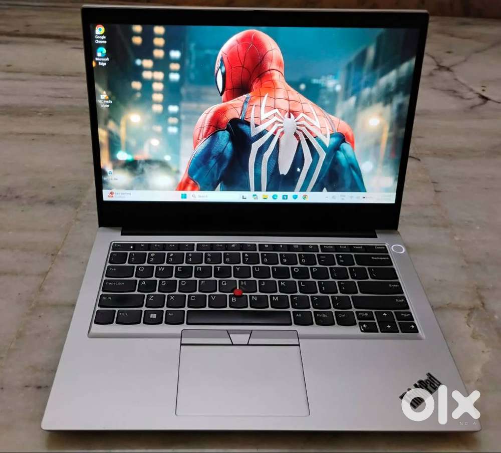 LENOVO i7 10th gen(CUSTOMS LAPTOP)16 gb Ram,512 gb SSD NVMe,NOT DEALER