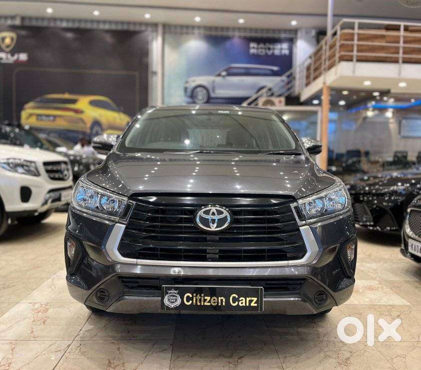 Toyota Innova Crysta 2.4 G Mt, 2022, Diesel