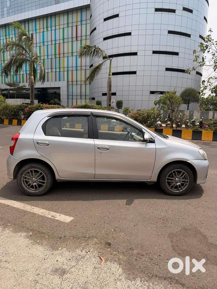 Toyota Etios Liva 2018 Petrol 95899 Km Driven