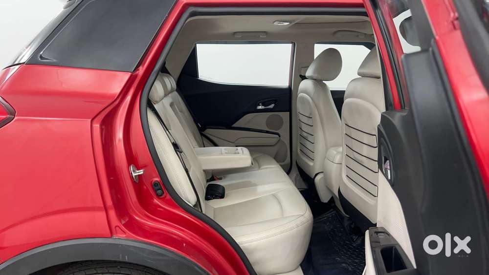 Mahindra Xuv300 W8 Option, 2021, Petrol