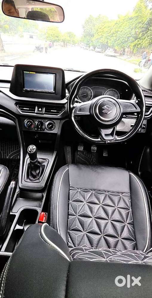 Maruti Suzuki Brezza 1.5 Lxi Smart Hybrid, 2023, Petrol
