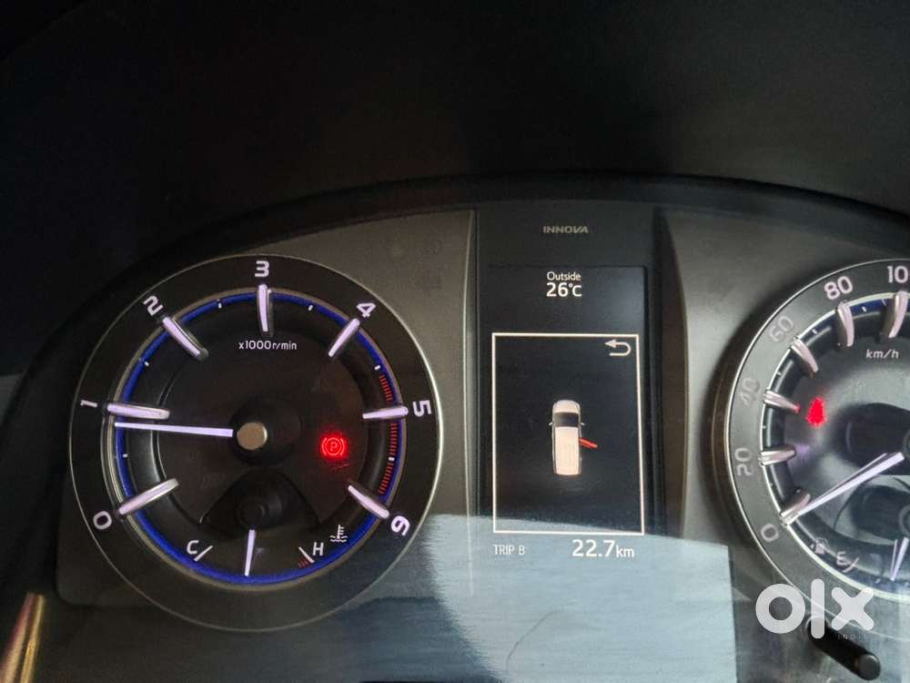 Toyota Innova Crysta