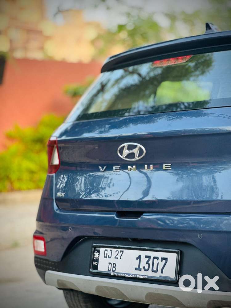 Hyundai Venue Sx (o) Mt 1.5 Diesel, 2019, Diesel