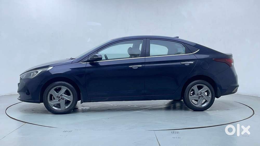Hyundai Verna 1.5 Sx Ivt, 2022, Petrol