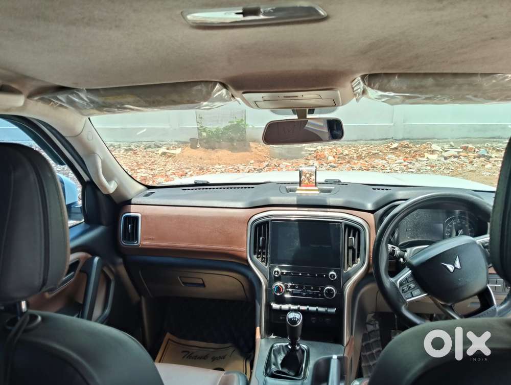 Mahindra Scorpio N Z4 Petrol Mt 7 Str, 2023, Petrol