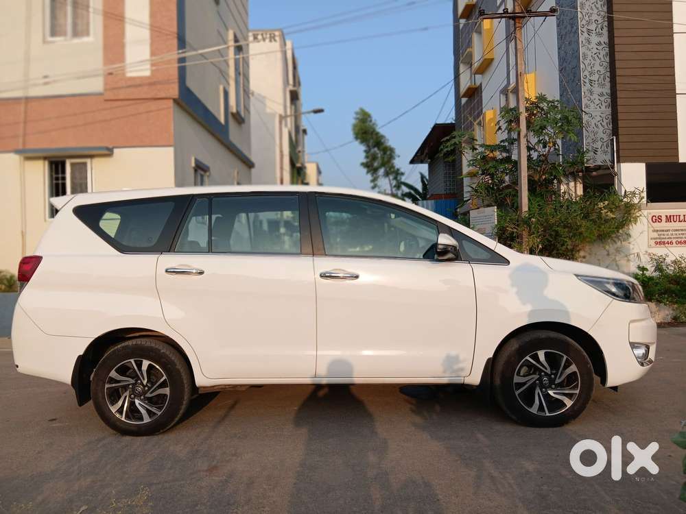 Toyota Innova Crysta 2.4 V, 2023, Diesel