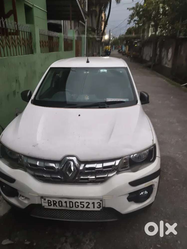 Renault Kwid 1000cc White, 21k