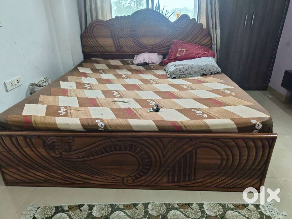 TEAK WOOD BED with Side table