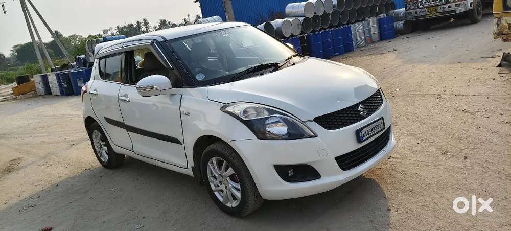 Swift Zdi Plus Maruti 2013 Diesel Automatic 128000 Km Driven