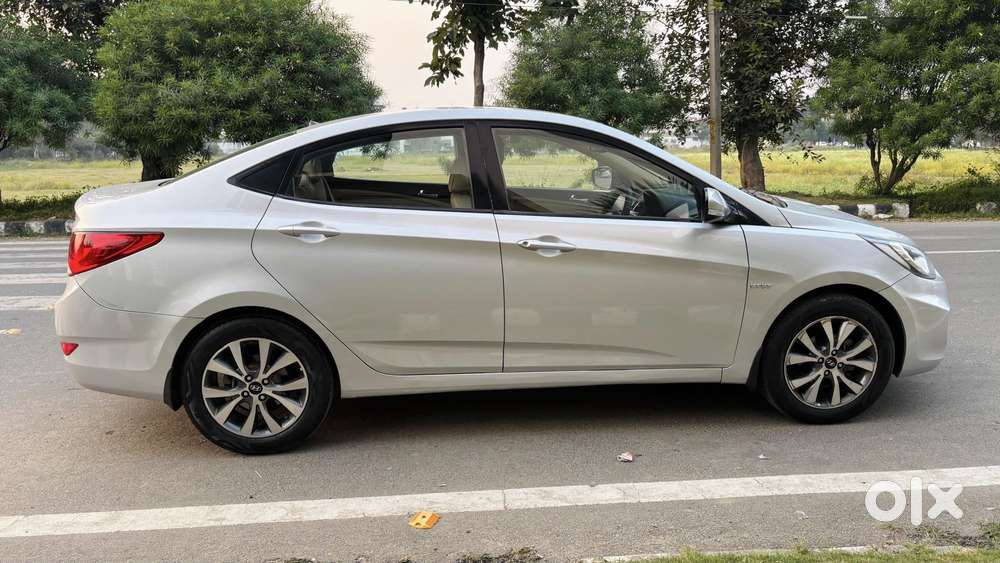 Hyundai Fluidic Verna 1.6 Vtvt Sx, 2013, Petrol