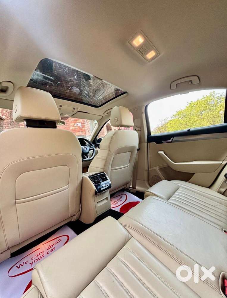 Skoda Superb Style 1.8 Tsi At, 2019, Petrol