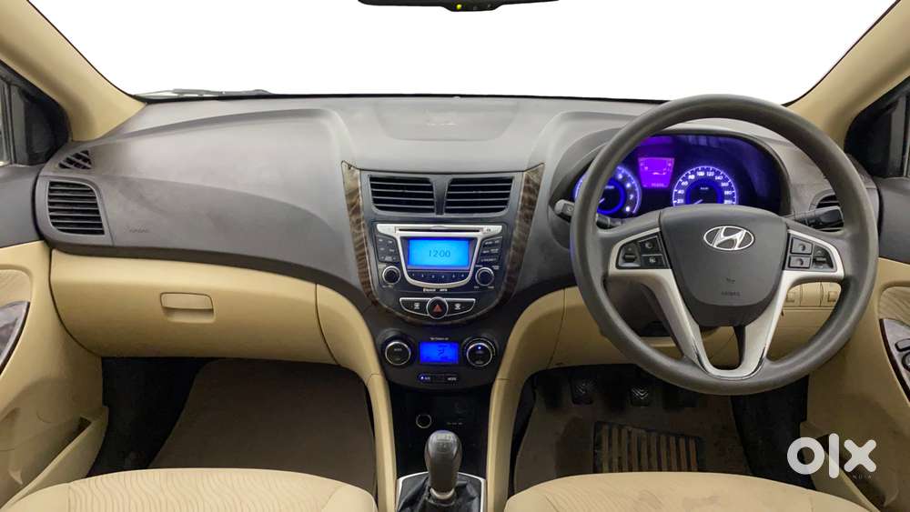 Hyundai Verna Fluidic 1.6 Vtvt Sx, 2012, Cng & Hybrids