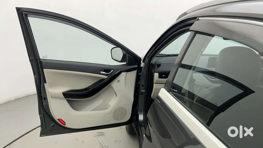 Tata Nexon 1.2 Revotron Xz Plus, 2023, Petrol
