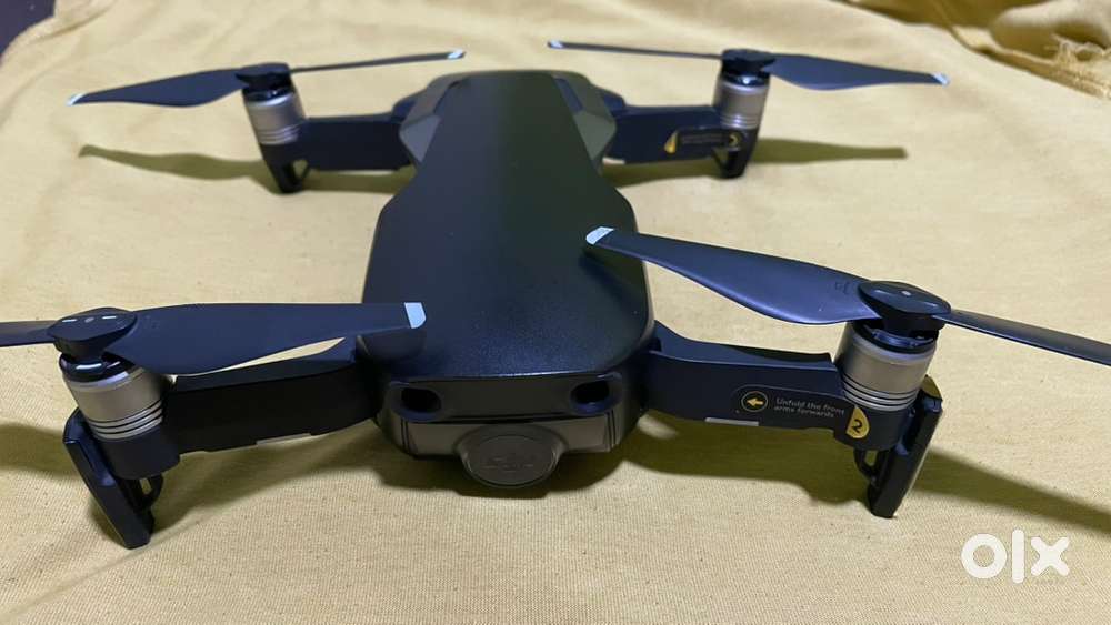 ドローン DJI MAVIC AIR (黒）ケース付きセット dji mavic air-Onyx
