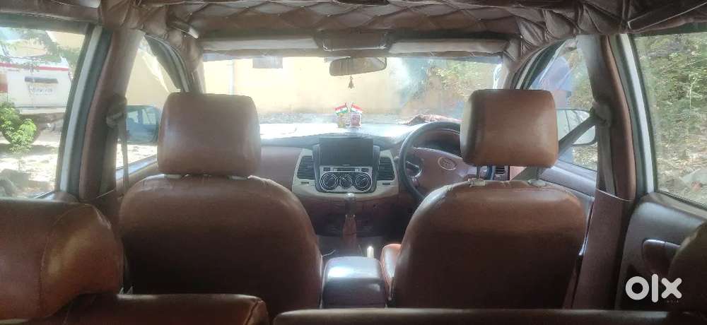 Toyota Innova 2.5 V 7 2007 Leather Seat Covers