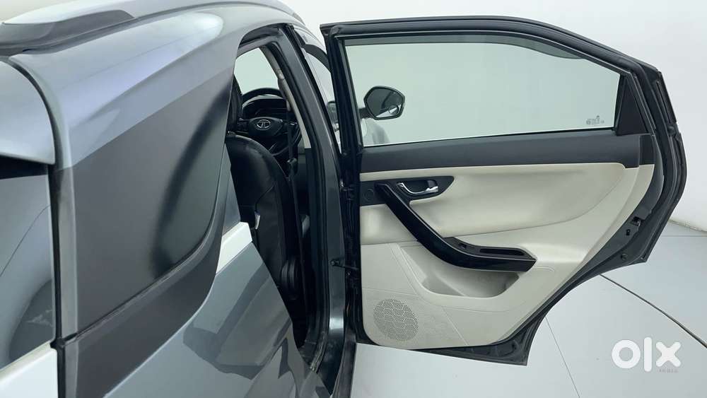 Tata Nexon 1.2 Revotron Xz Plus (s), 2023, Petrol