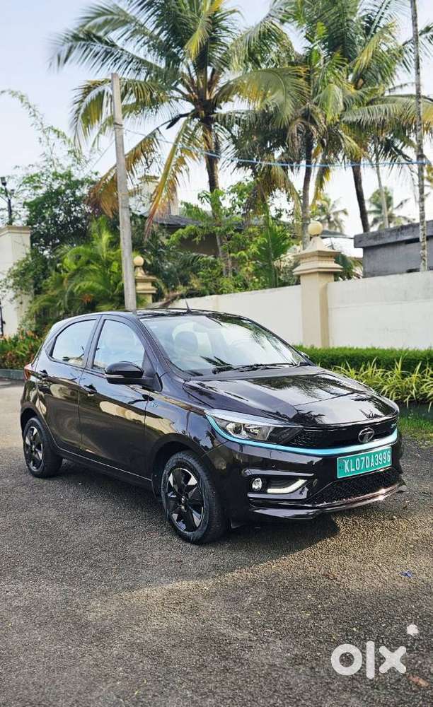 Tata Tiago EV XZ Plus Tech LUX Long Range Fast Charger, 2023, Electr.. - Photo 2