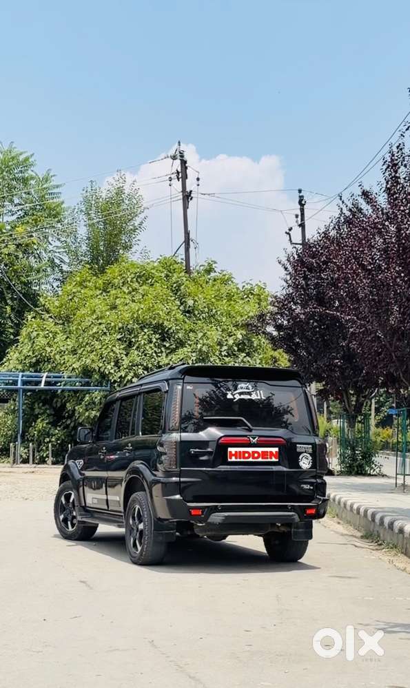 Black Mahindra Scorpio 2023 Classic Petrol Manual