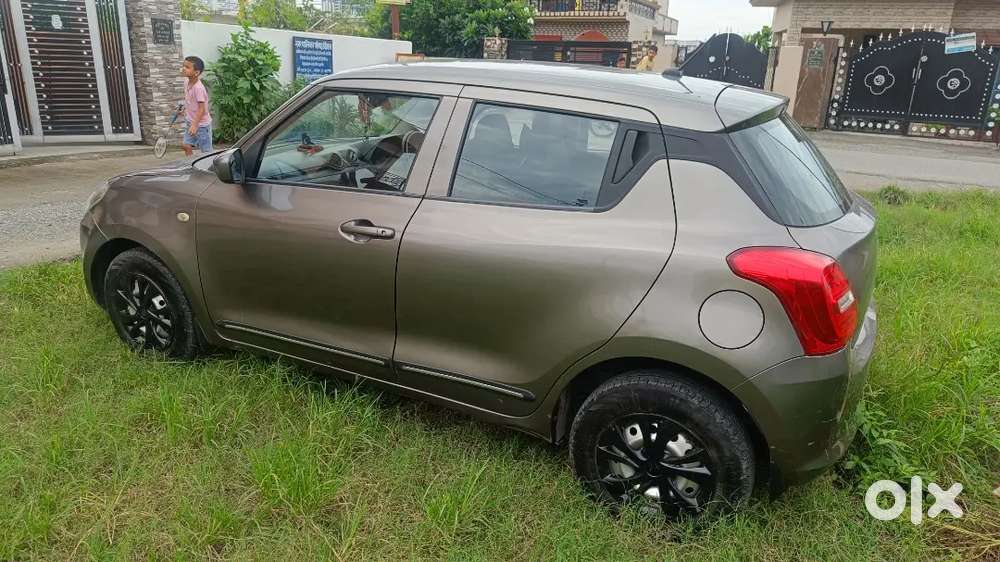 Maruti Suzuki Swift 2019 Lxi Optional-o