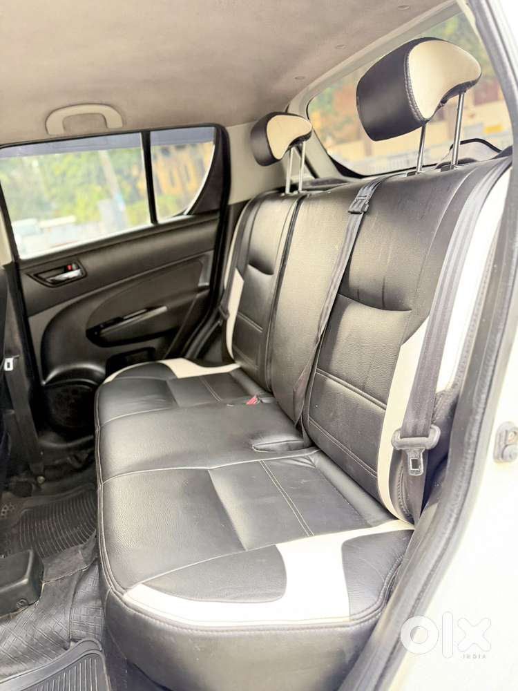 Maruti Suzuki Swift Vxi Ags, 2016, Petrol