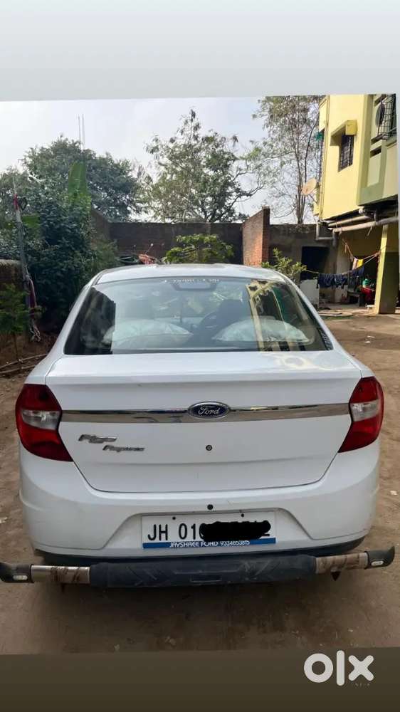 Ford Figo Aspire 2016 Petrol - 40000 Km Driven