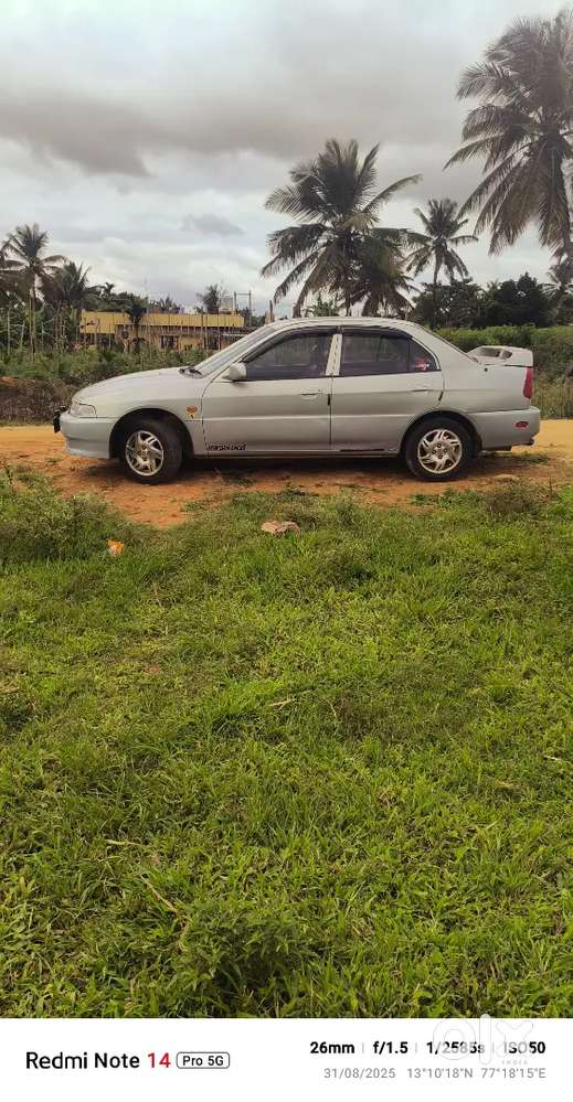 Mitsubishi Lancer Le Modal Petrol Vehicle