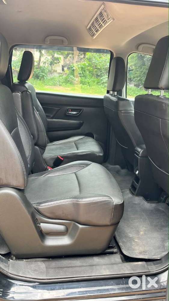 Maruti Suzuki Xl6 1.5 Alpha Mt, 2023, Petrol