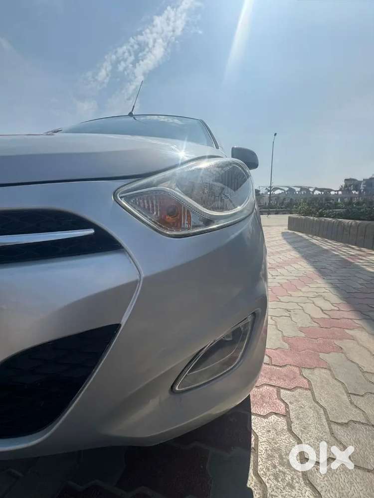 Hyundai I10 2017 Petrol 75140 Km Driven