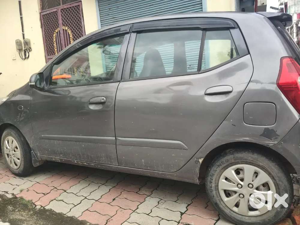 Hyundai I10 2012 Sportz (top Variant) - Single Hand Drivenagar Aap Ek
