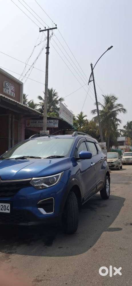 Renault Triber Rxl, 2022, Petrol