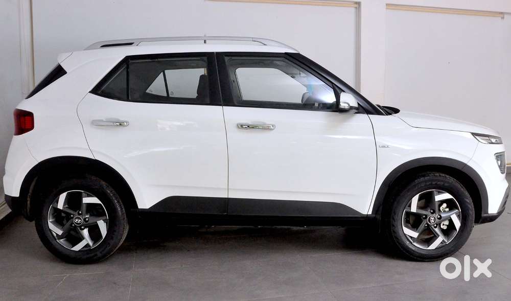 Hyundai Venue 1.0 Sx Turbo Dct, 2019, Petrol