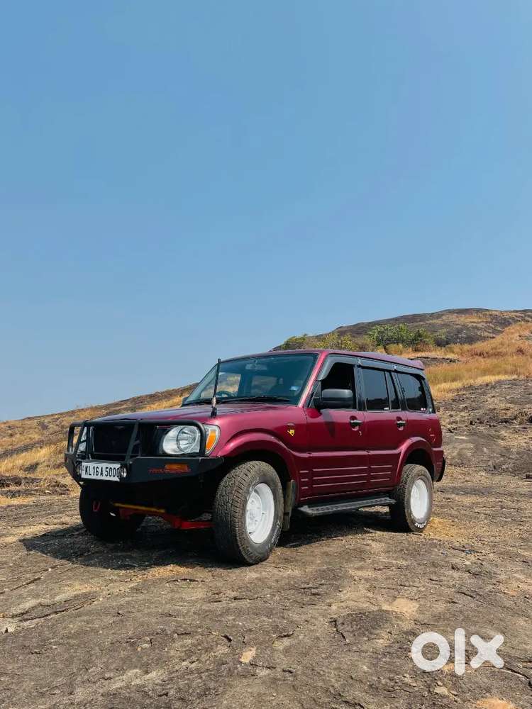 Mahindra Scorpio 2004