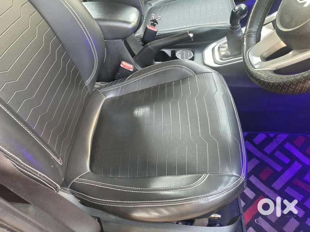 Kia Sonet Petrol 2021
