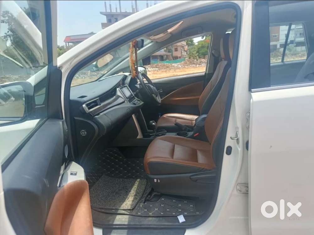 Toyota Innova Crysta [2020-ongoing] 2.7 Zx At 7 Str, 2022, Petrol
