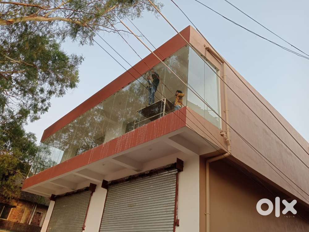 Want to rent out ground floor on road and 1st floor