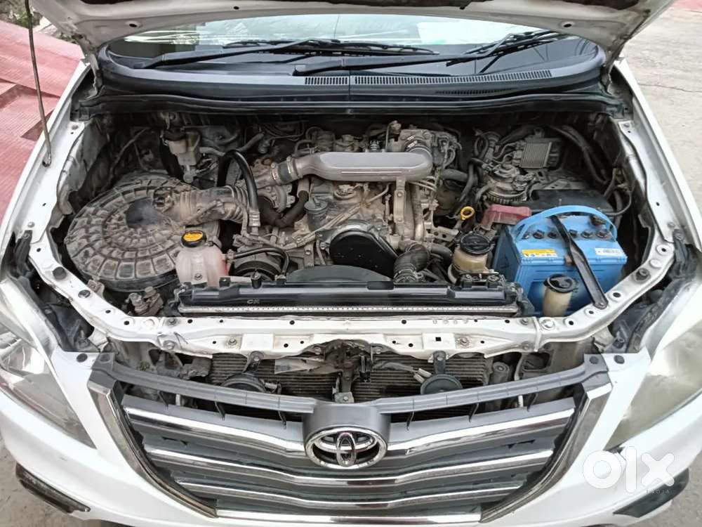 Toyota Innova 2.5 G