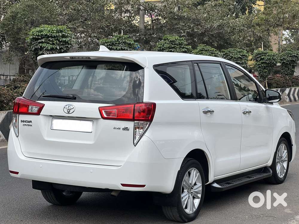 Toyota Innova Crysta 2.8z Automatic, 2018, Diesel