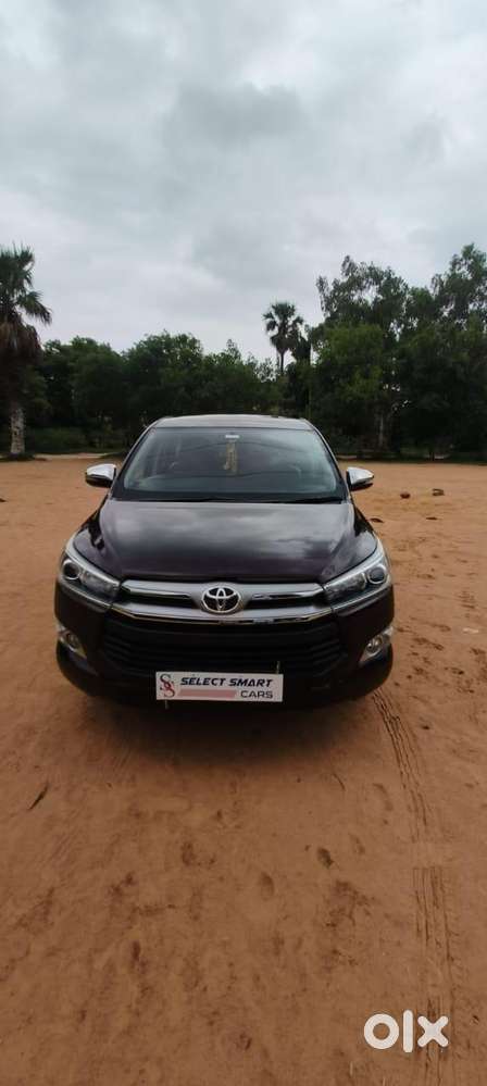Toyota Innova 2.5 Vx 8 Seater Bs Iv, 2017, Diesel