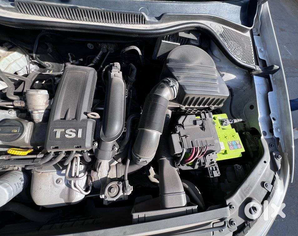 Volkswagen Vento 1.2 Tsi Highline At, 2017, Petrol