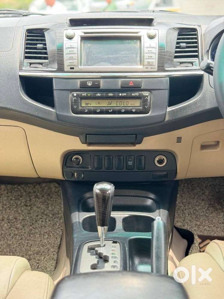 Toyota Fortuner 3.0 4x2 Automatic, 2015, Diesel